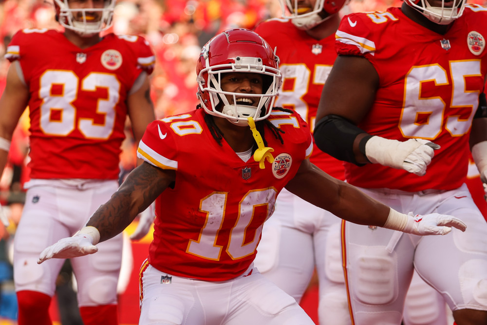 Week 16 Running Back Start/Sit Players to Win Your Fantasy Football Championship RBs FF Roster Lineup Advice AMA