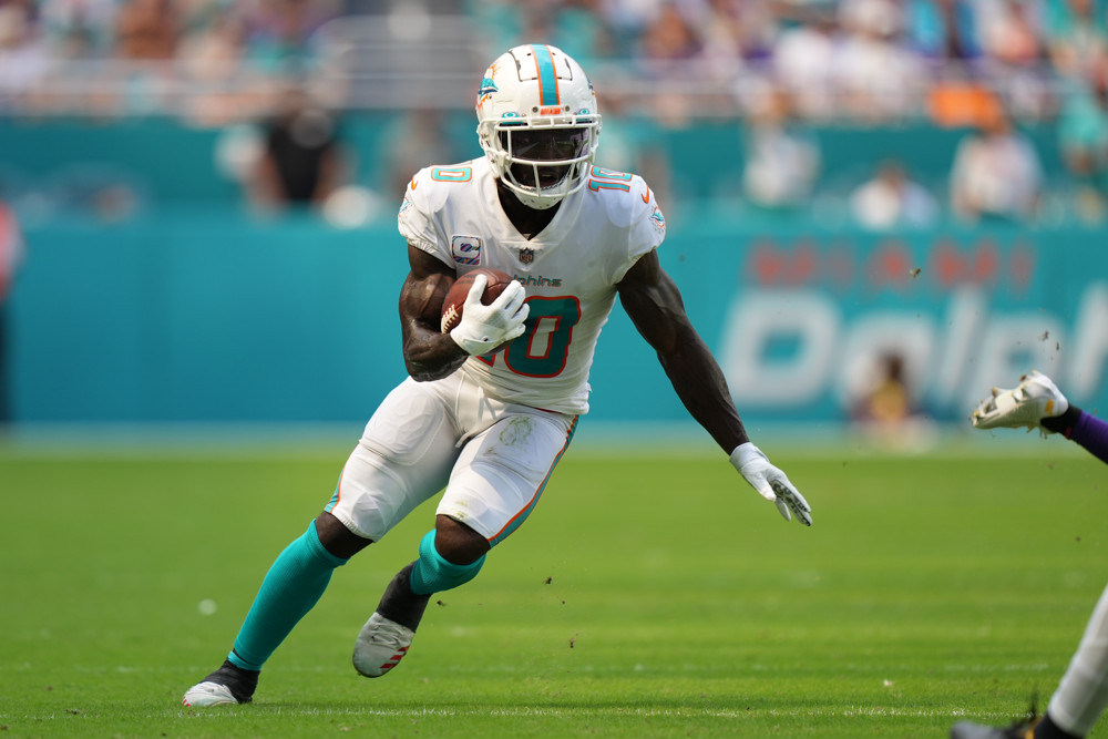 Week 16 Wide Receiver Start/Sit WR Roster Advice NFL Season 2025 Lineup Who to Play Must Know Names Fantasy Football FF