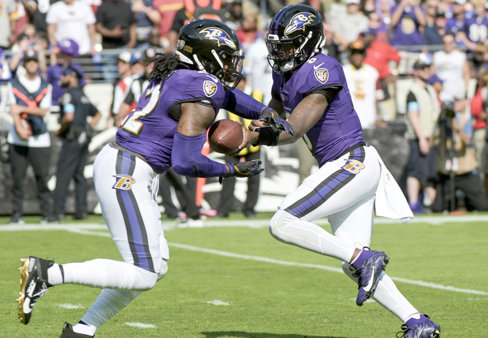 Week 11 Sunday Preview Premium Statistics Every Game Player Fantasy Football FF Lineup Roster Advice Who to Start What to know SNF NFL